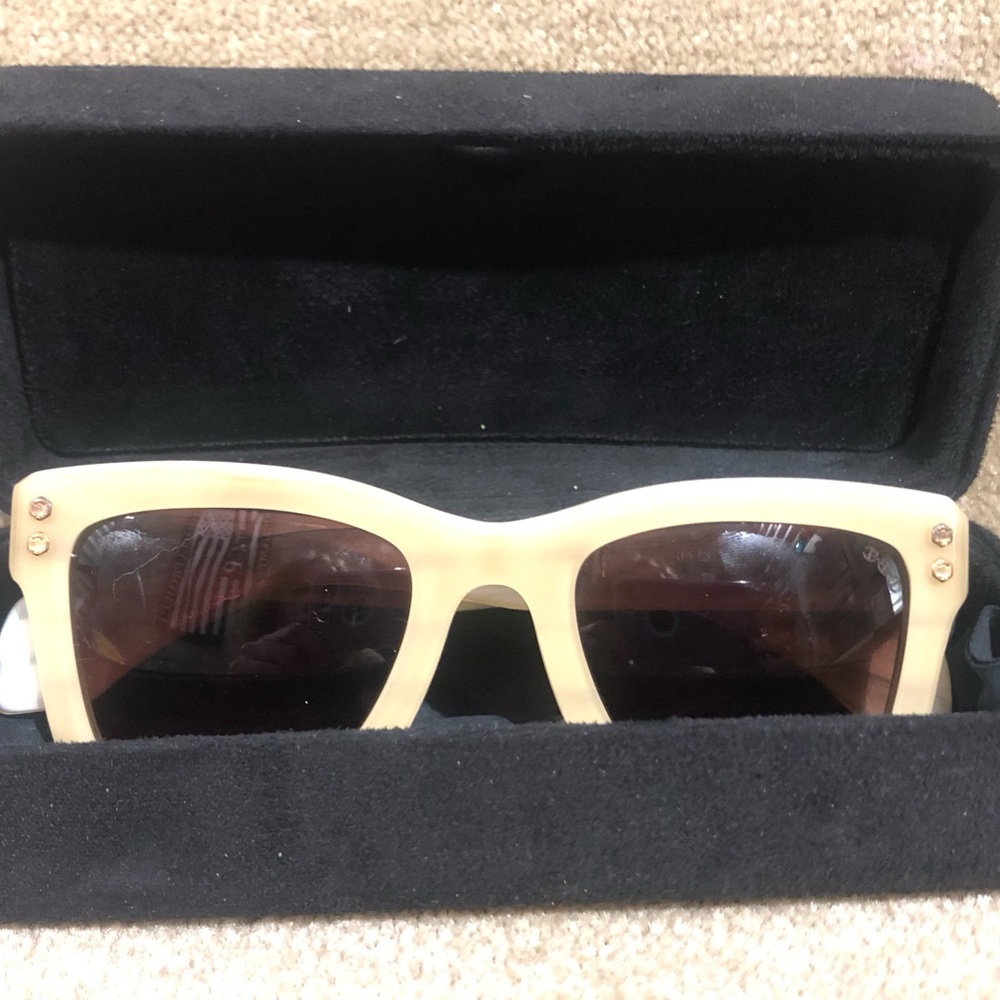 Elegant Handmade HOORSENBUHS Sunglasses